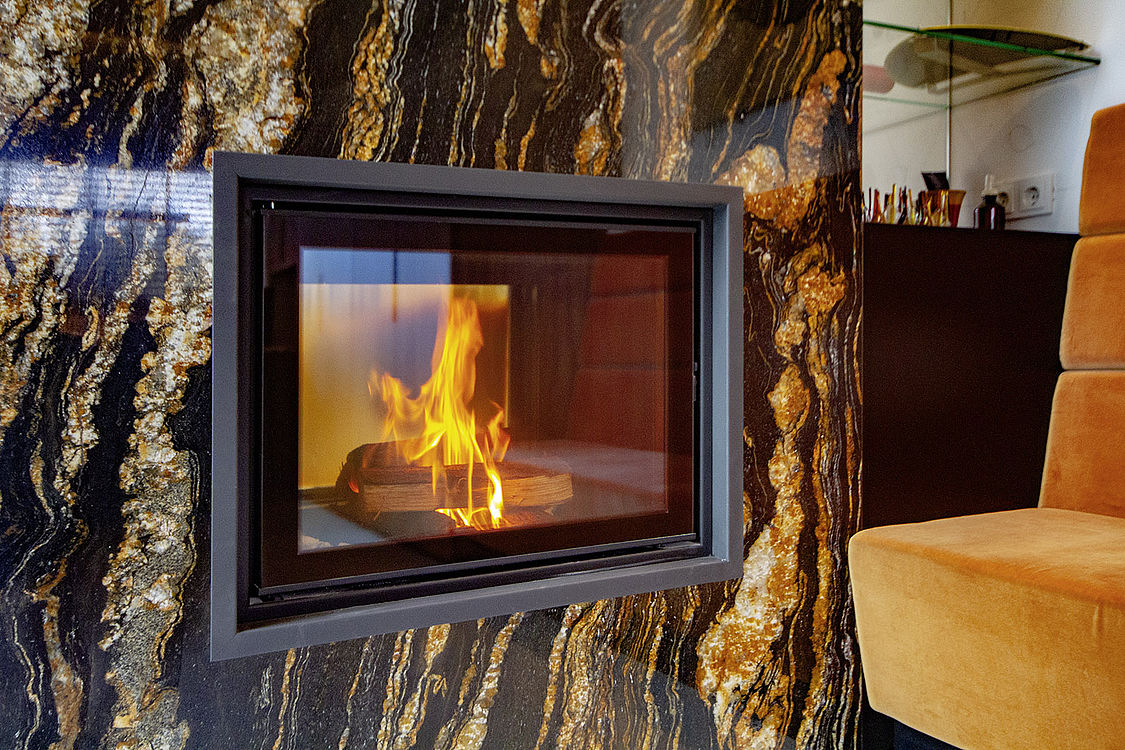 Taurus Black Sonderprojekt — Seitenansicht