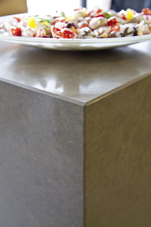 Caesarstone 4350 Mink Sonderprojekt — Nahaufnahme