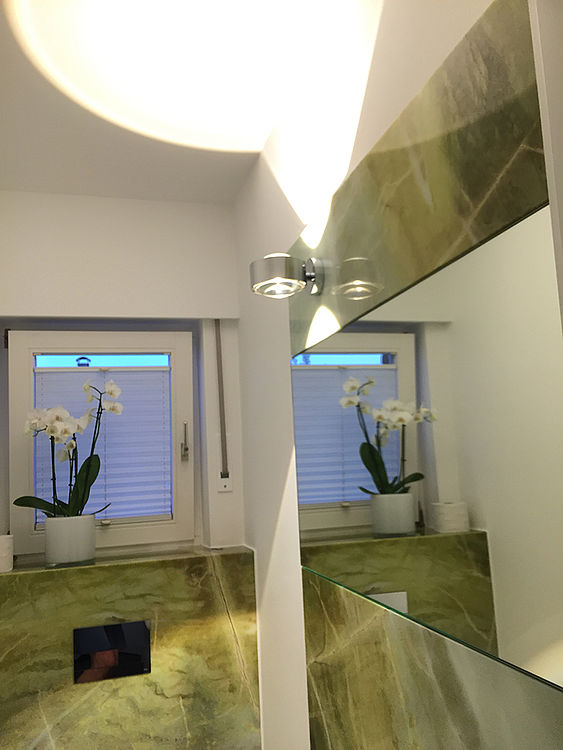 Green Abbey / Belgisch Granit Badezimmer — Nahaufnahme