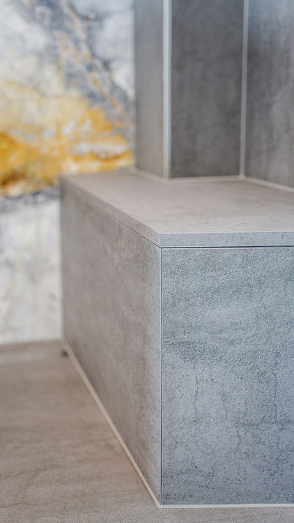 Pietra di Savoia Grigia / Illusion Badezimmer — Detail