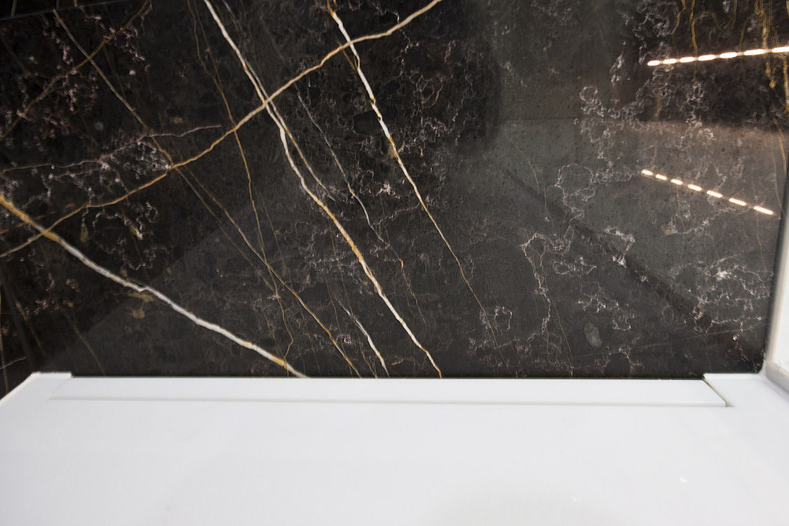 New Port Saint Laurent / Thassos Badezimmer — Perspektive