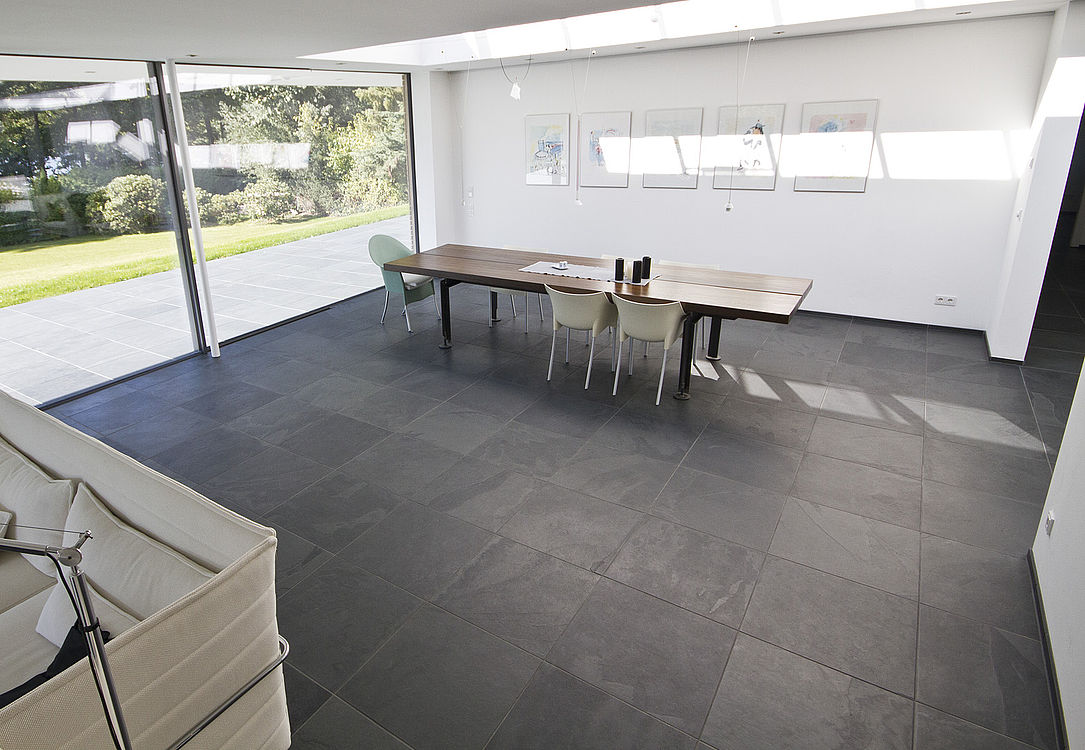 Mustang Schiefer Bodengestaltung — Detail