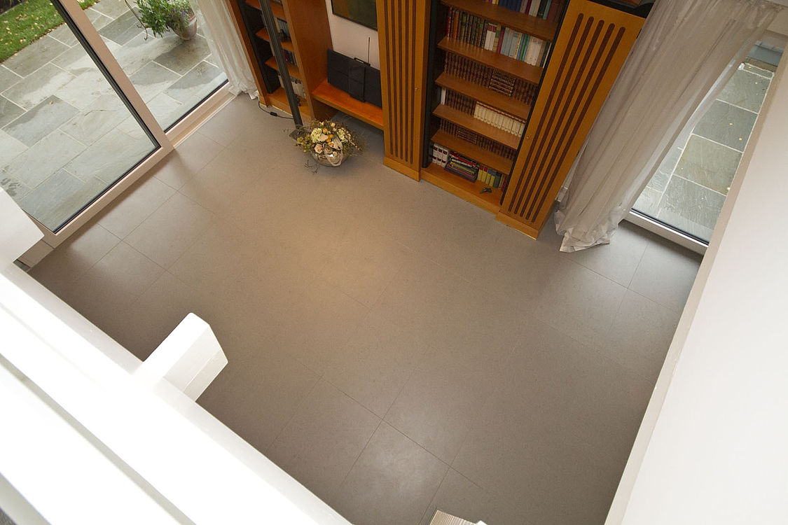 Caesarstone 4030 Oyster Bodengestaltung — Perspektive