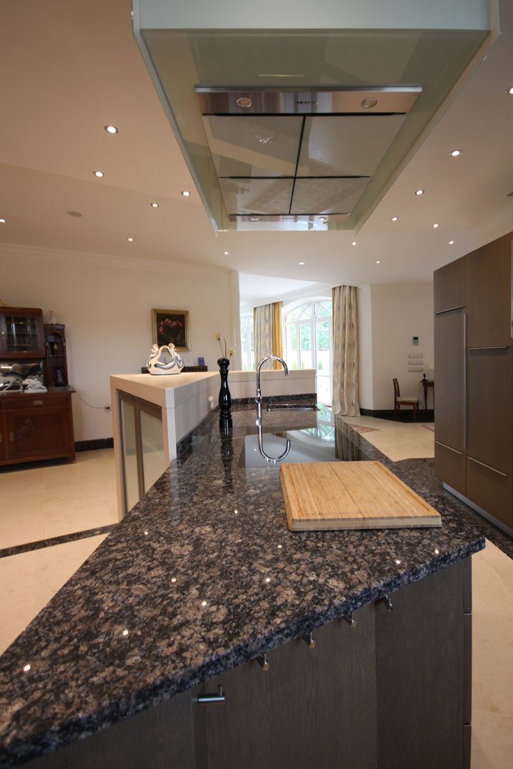 Sapphire Blue Küche — Seitenansicht