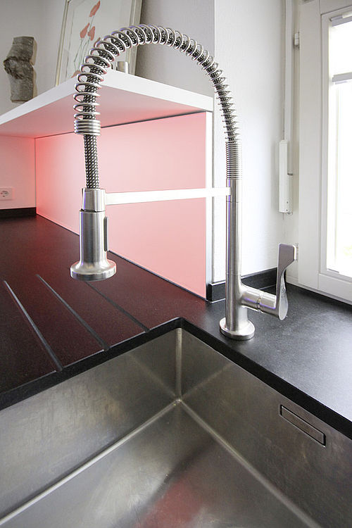 Devil Black Küche — Nahaufnahme