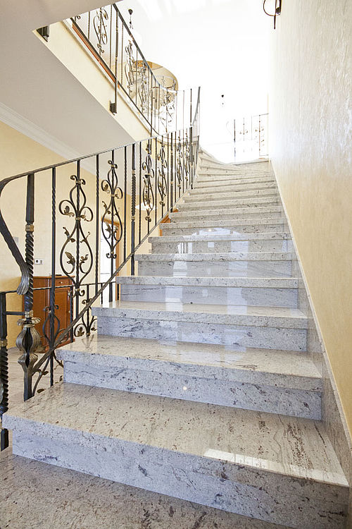 Juparana Bianco Treppenanlage — Detail