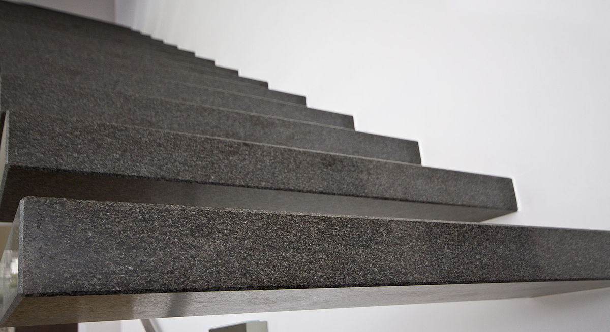 Impala Scuro Treppenanlage — Nahaufnahme