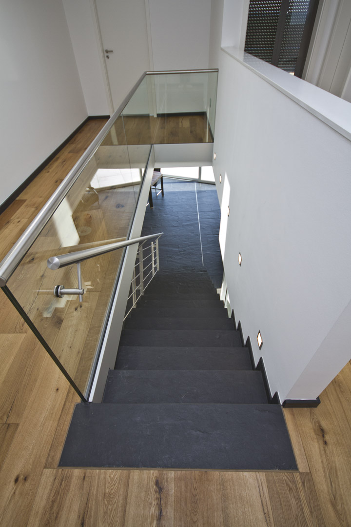 Porto Schiefer Treppenanlage — Seitenansicht